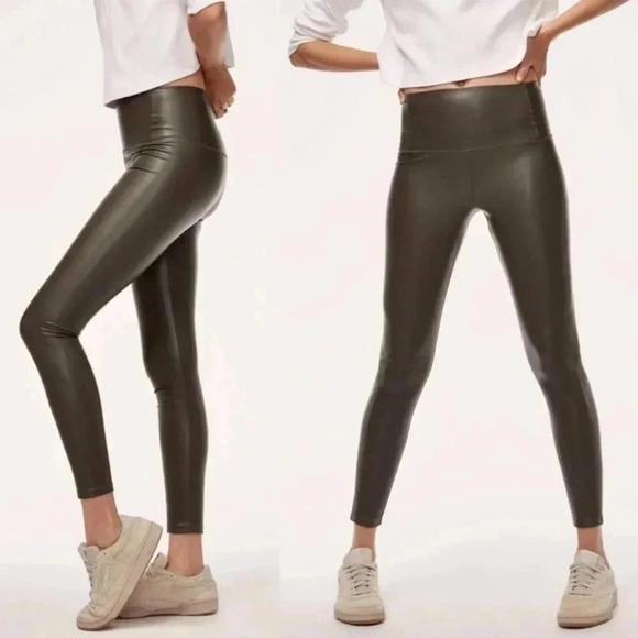 Wilfred Pants - Aritzia Wilfred Daria Vegan Leather pants Large